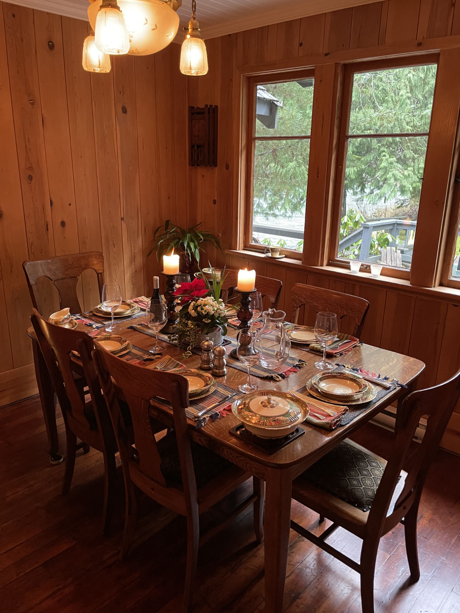 image of dining room